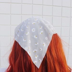 Fresh As A Daisy Bandana